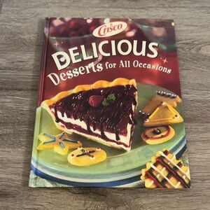 Vintage 2003 Crisco Cookbook with Red and Green Highlights